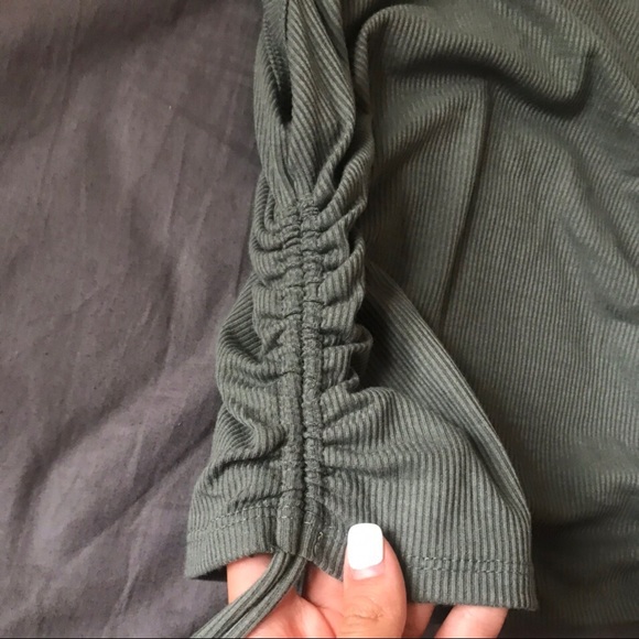 Princess Poly Madelyn crop top - Picture 4 of 4